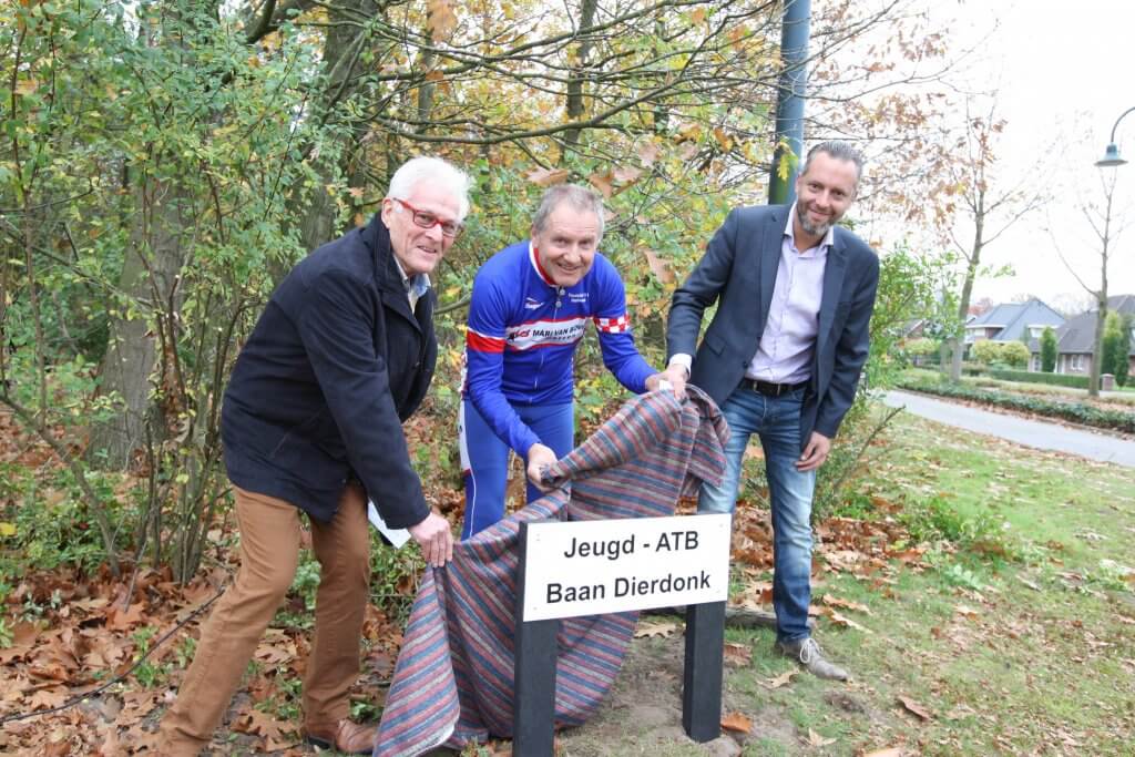 Jeugdbaan dierdonk geopend